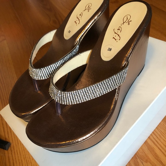 Sparkle cystal 7.5 brand new ,brought from 🇮🇹 - Picture 6 of 7